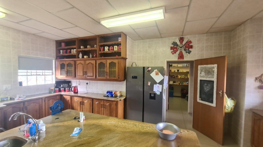 5 Bedroom Property for Sale in Wilgeboom A H North West